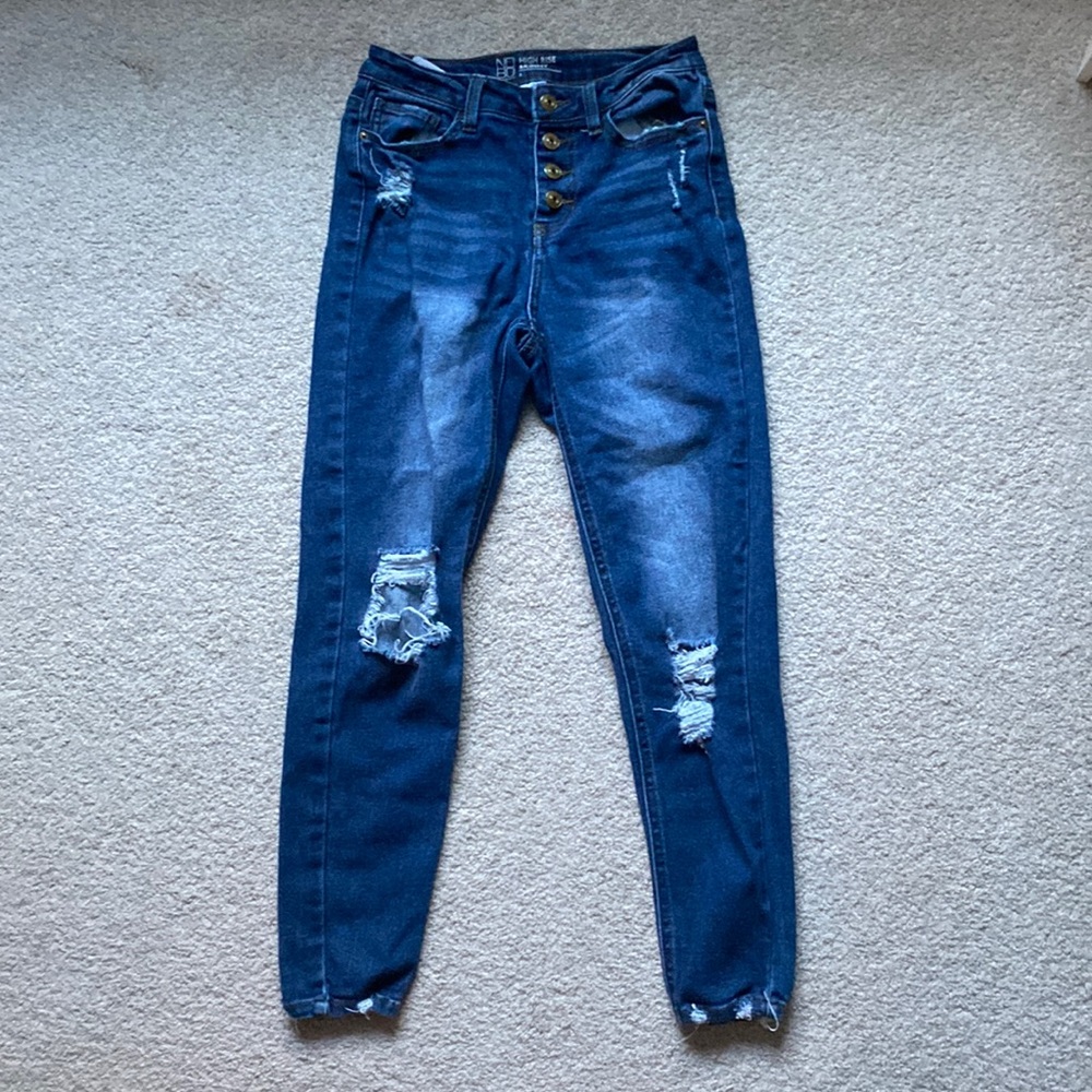 Distressed Skinny Jeans